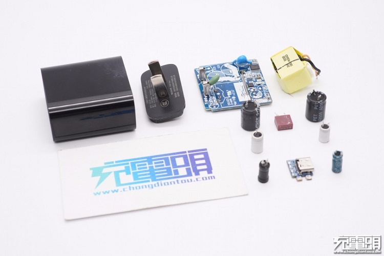 KU游官网PD20W充电器开箱评测：拆解篇（下）